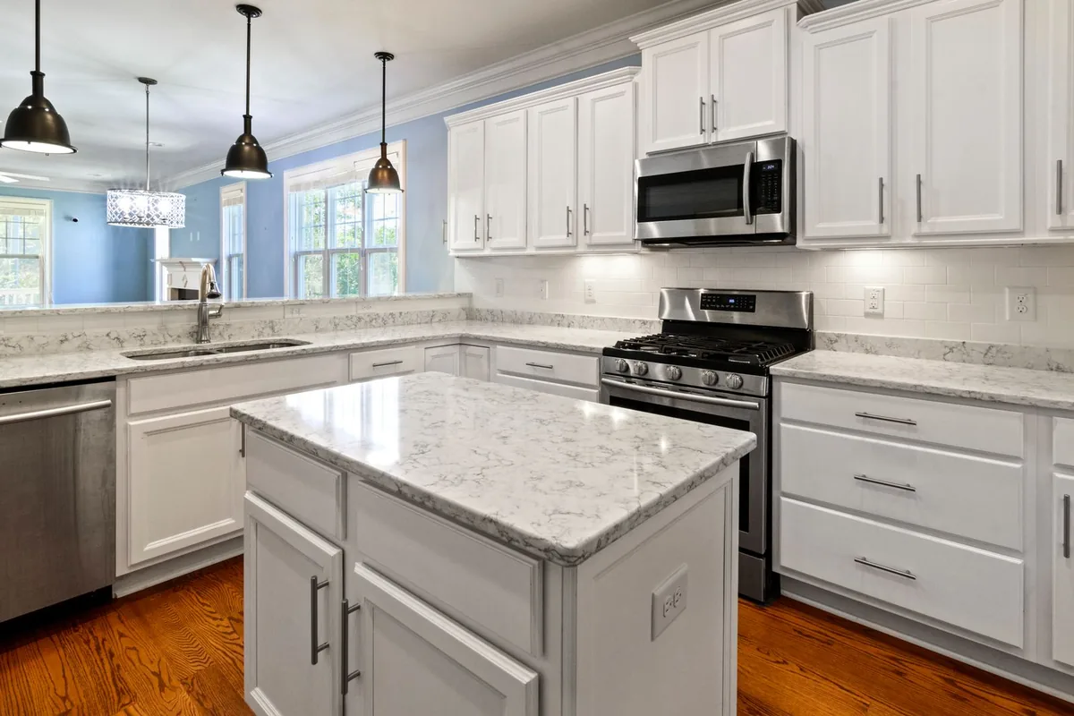 Filth & Squalor Cleanup in Pemberwick, CT